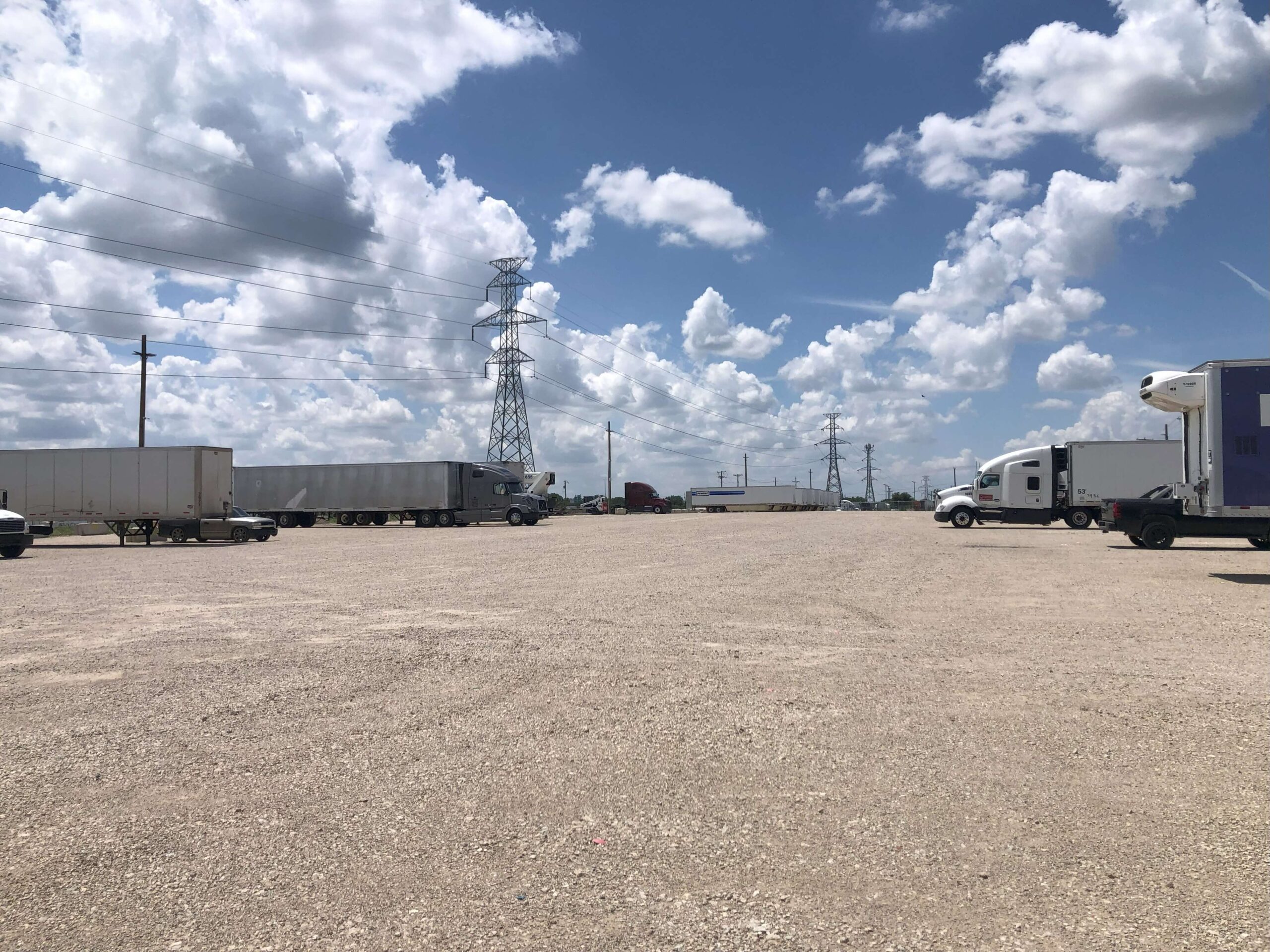 dallas texas box truck parking